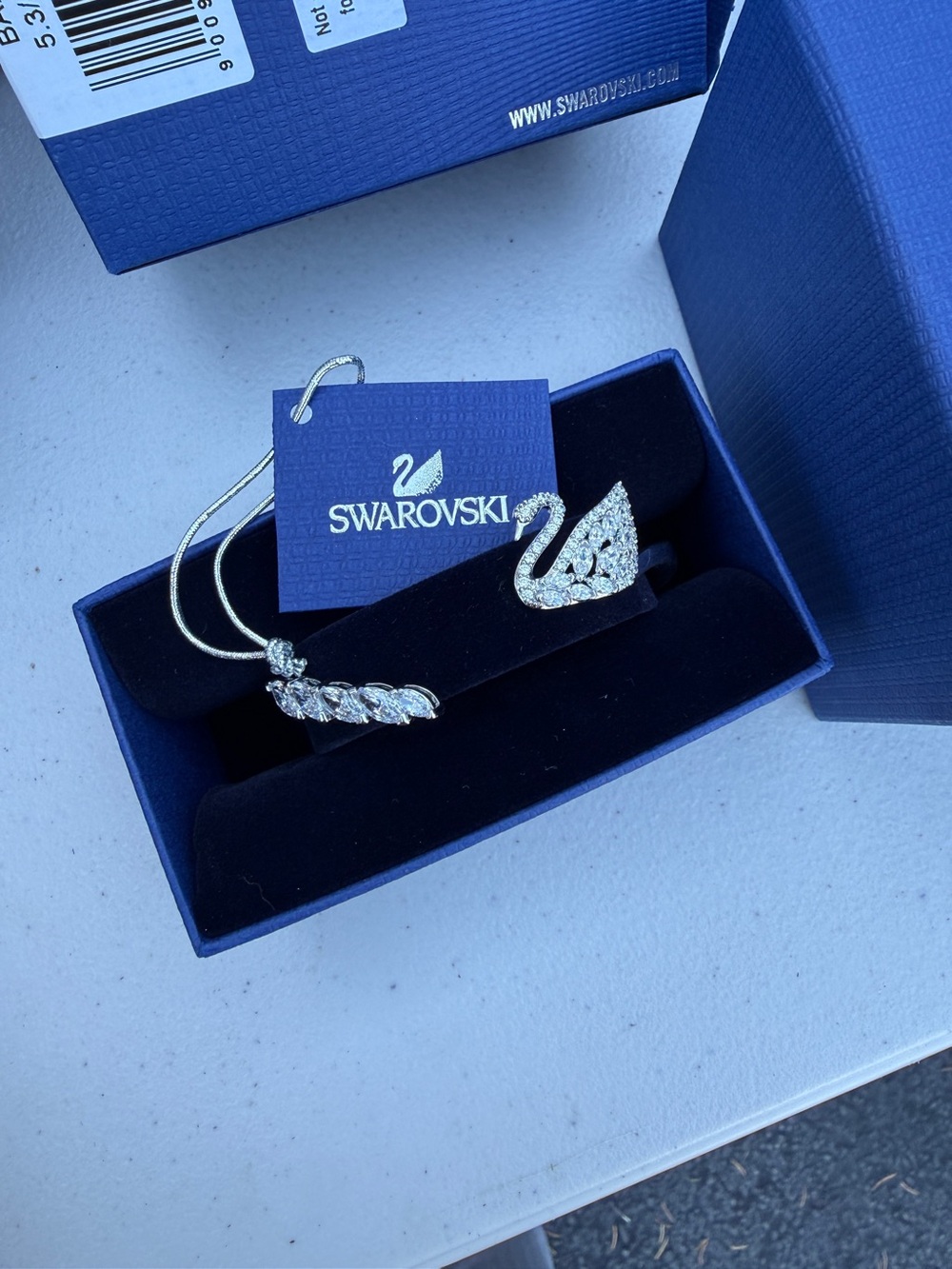 New Swarovski Crystal Swan bangle